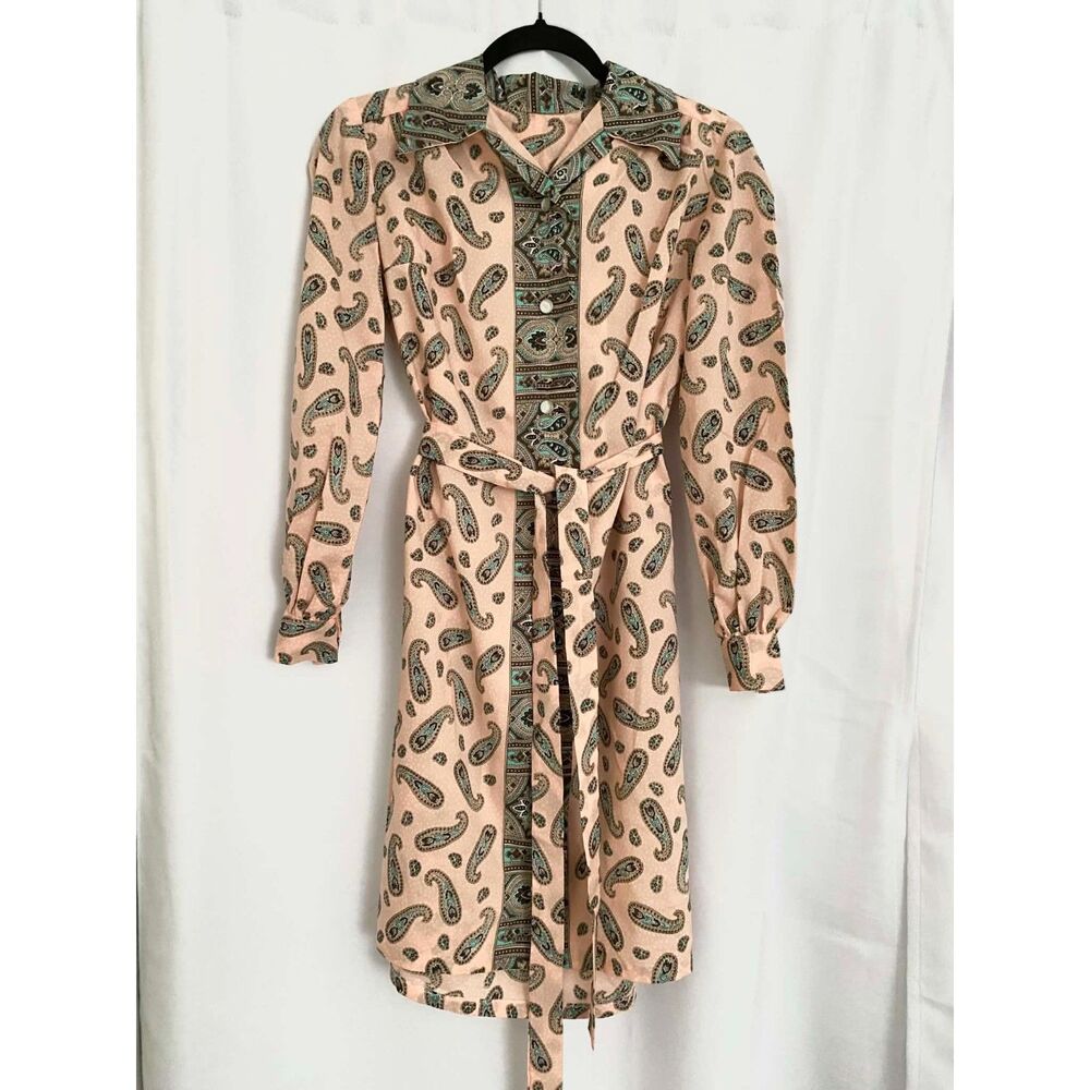 Vintage Peach Paisley Shirt Dress with Belt Size Small Button Front Long Sleeve